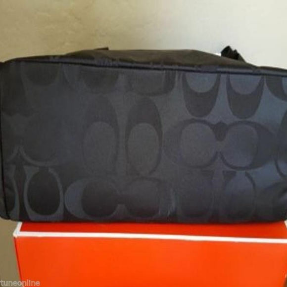 Coach Nylon Diaper Bag Computer Weekender NEW - Picture 6 of 7